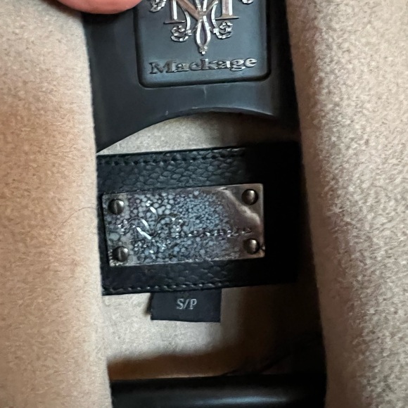 Mackage Ladies Camel Coloured Double Breasted Wool/Cashmere Knee Length Coat - Picture 3 of 6